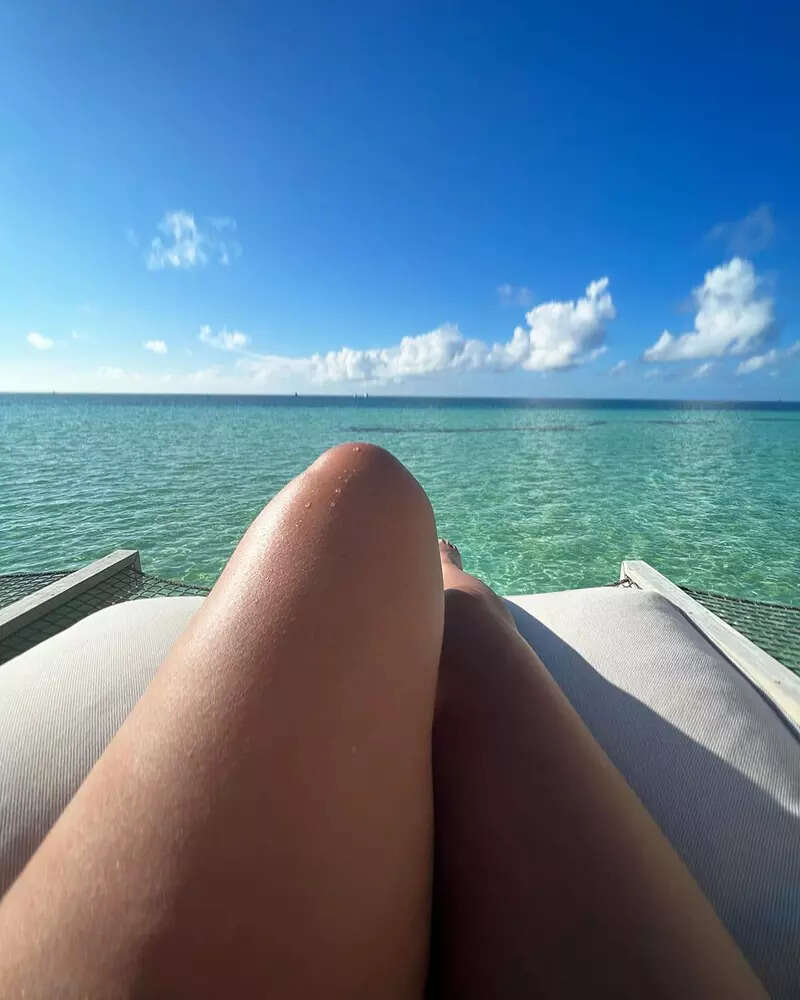 From lavender to white bikinis, Ileana D'Cruz stuns in these mesmerising pictures from her beach diaries