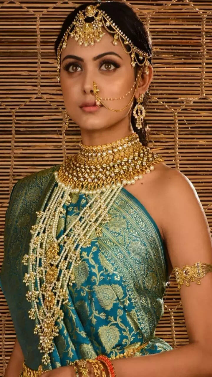 actress, Bengali television, Idhika Paul, Panchami, Pilu, Zee Bangla Idhika Paul steals hearts with her charm | Times of India