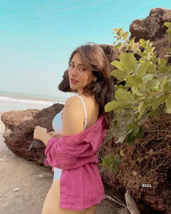 These bikini pictures of Neha Sharma from Goa vacation are unmissable!