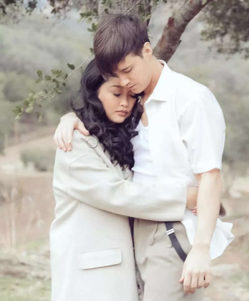 Dreamy engagement pictures of 'To All the Boys' star Lana Condor and her beau Anthony De La Torre