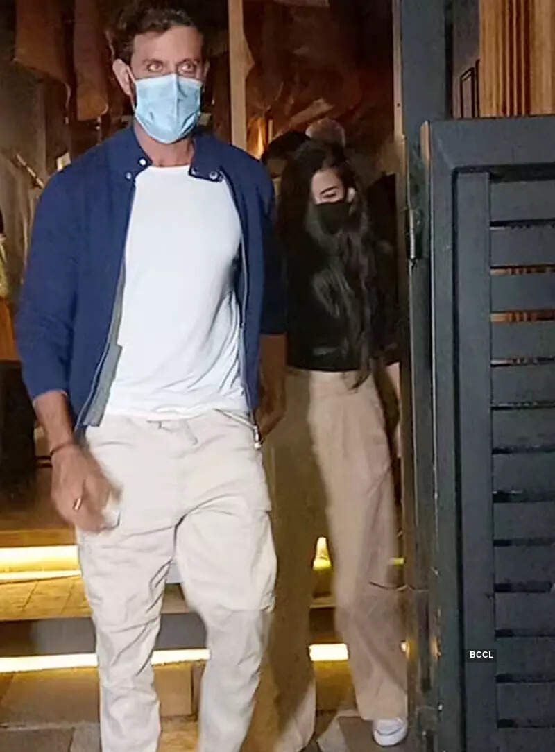 #ETimesSnapped: From Hrithik Roshan to Rakhi Sawant, paparazzi pictures of your favourite celebs