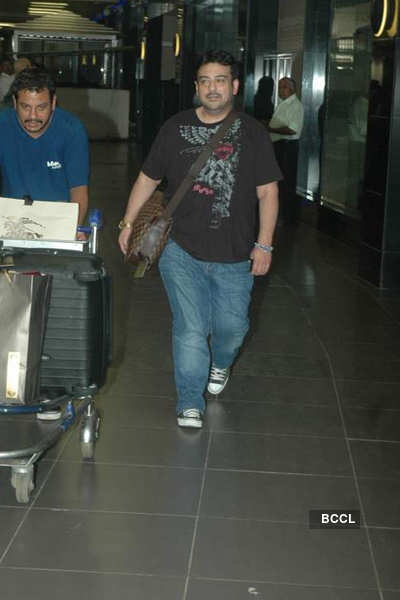 Adnan Sami snapped at Mumbai airport 