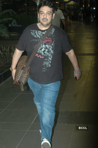 Adnan Sami snapped at Mumbai airport 