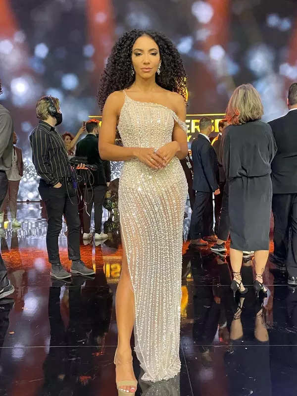 Miss USA 2019 Cheslie Kryst dies by suicide at 30
