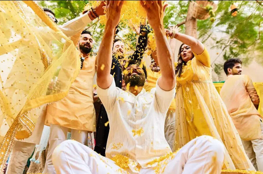Here are all the lovely pictures you missed from Mouni Roy and Suraj Nambiar&rsquo;s fun-filled Haldi ceremony