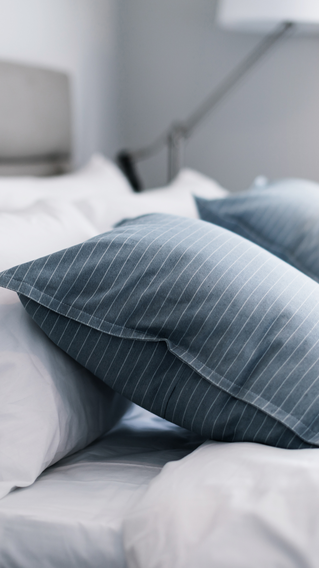 how to clean pillows