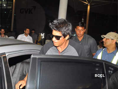SRK, Ranbir at domestic airport