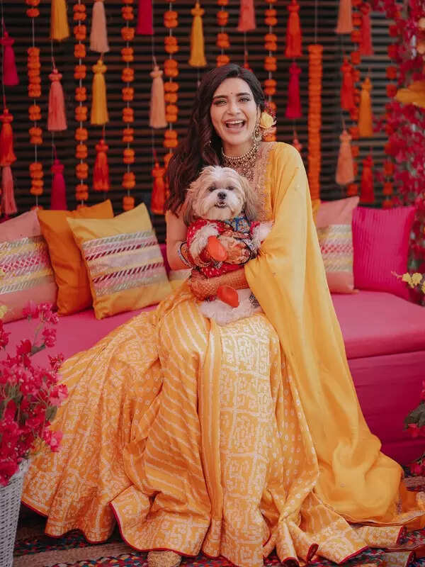 Karishma Tanna's pictures