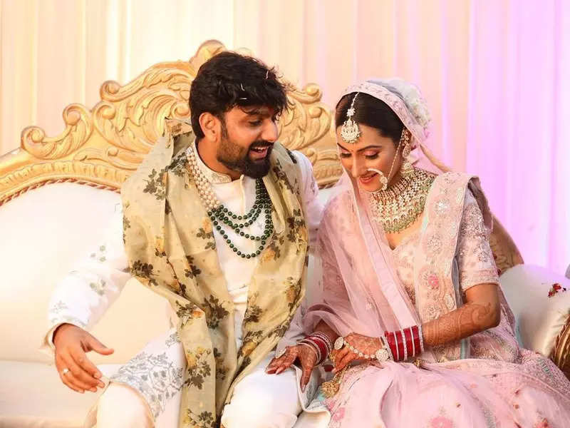 Inside pictures from Nia Sharma's brother Vinay's wedding ceremony