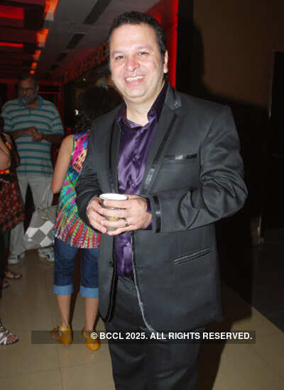 Premiere: 'Always Kabhi Kabhi'