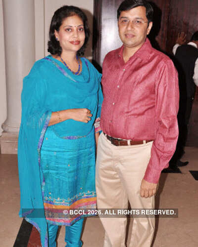 Kamalakar & Asha Bhat's 25th wedding anniv