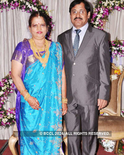 Kamalakar & Asha Bhat's 25th wedding anniv