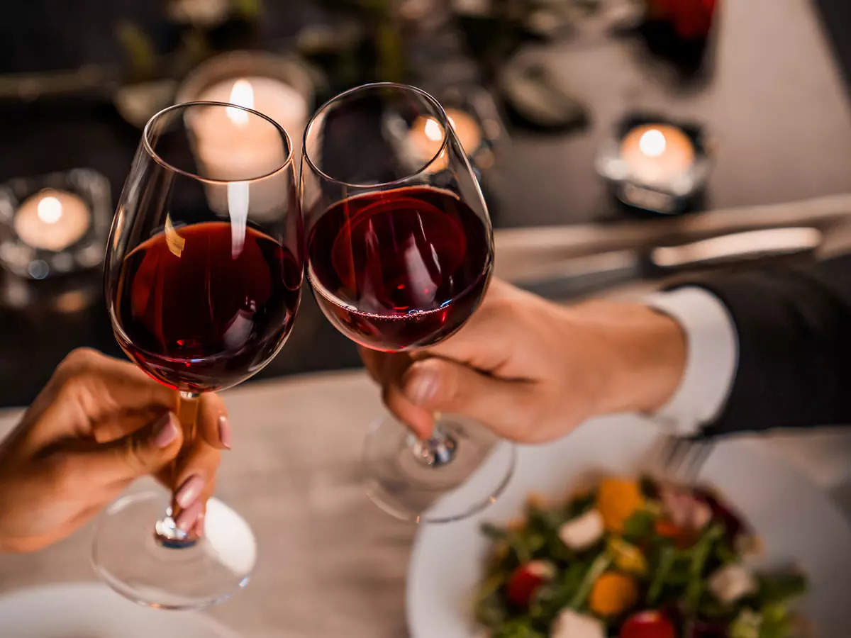 10 Tips To Order Wine In A Restaurant Like An Expert The Times Of India