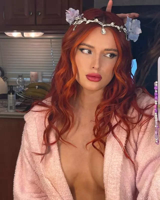Bella Thorne is making heads turn with her bewitching pictures