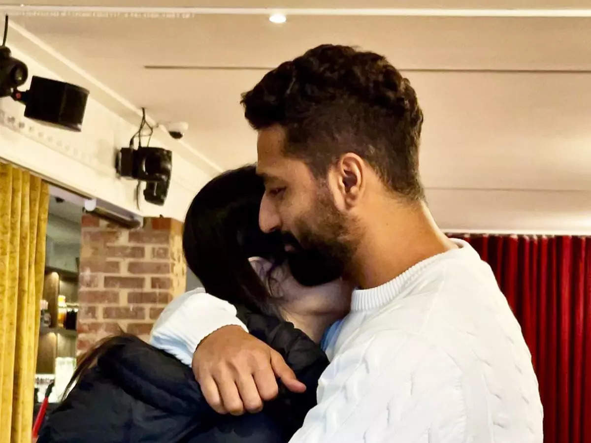 These kissing and hugging pictures of Katrina Kaif and Vicky Kaushal on Valentine’s Day are simply unmissable