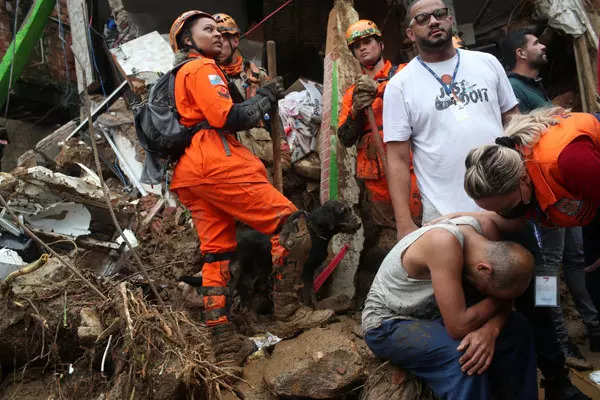 Mudslides leave at least 94 dead in Brazil; see pics