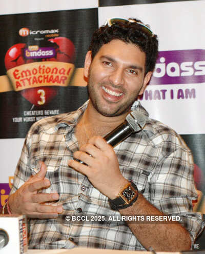 Yuvraj Singh spotted @ City Hotel