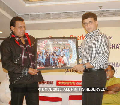 Auction of Suman Chattopadhyay's photos