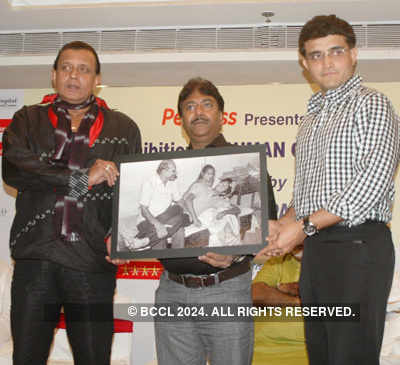 Auction of Suman Chattopadhyay's photos