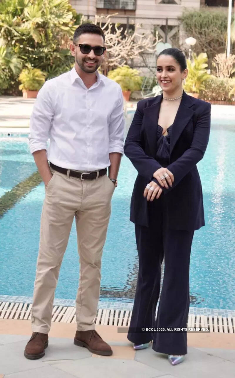 Love Hostel: Promotions