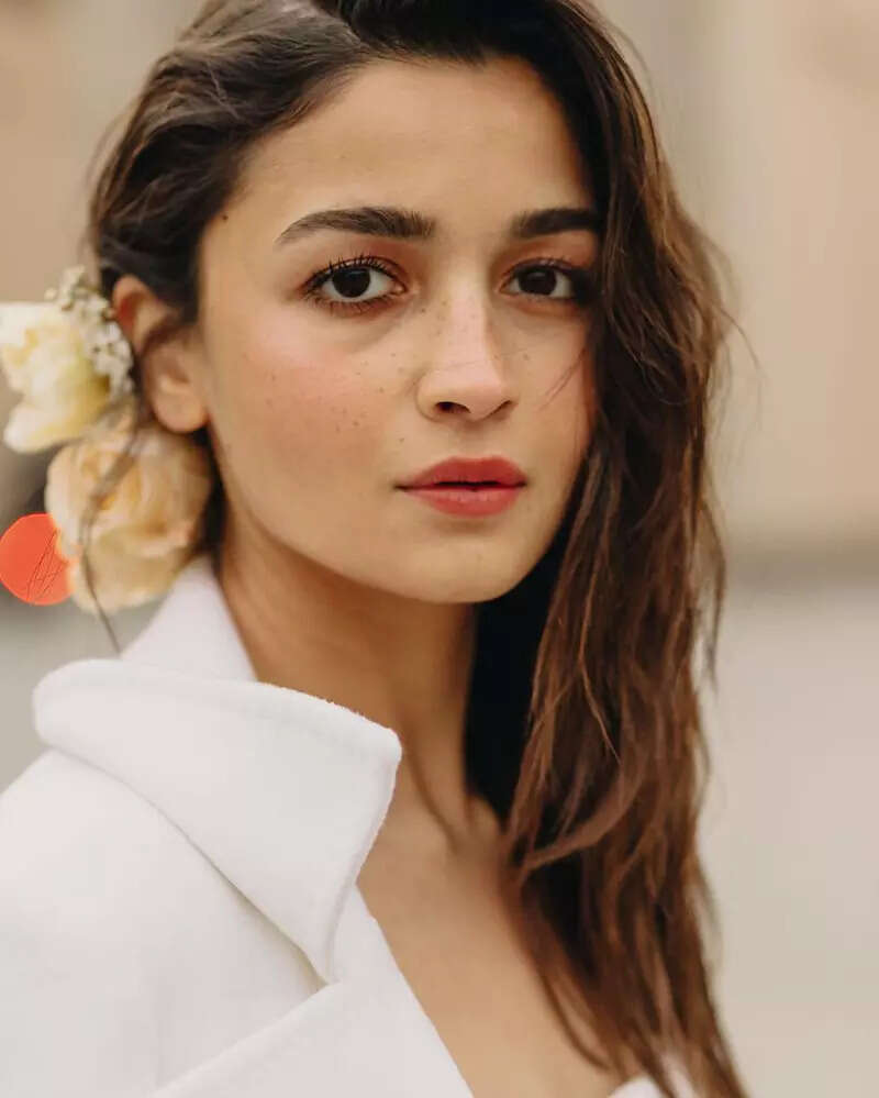 These bathtub pictures of Alia Bhatt in a short white dress bidding adieu to Berlin will make you go wow