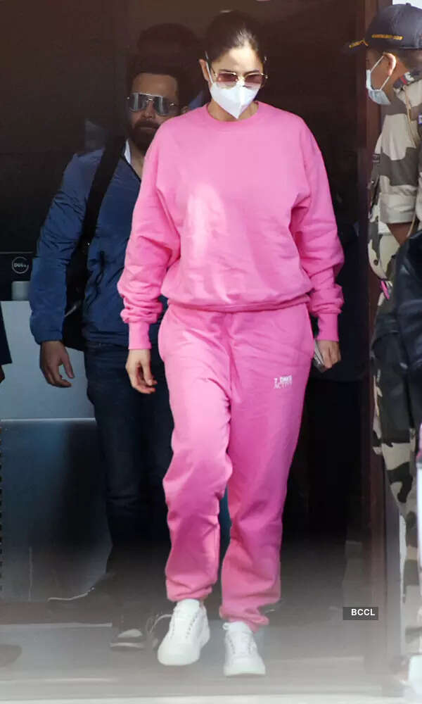 #ETimesSnapped: From Katrina Kaif to Salman Khan, paparazzi pictures of your favourite celebs