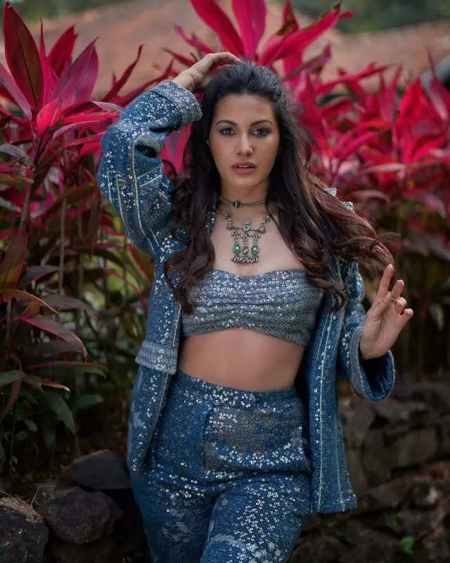 Amyra Dastur is raising temperatures with her glamorous photoshoots