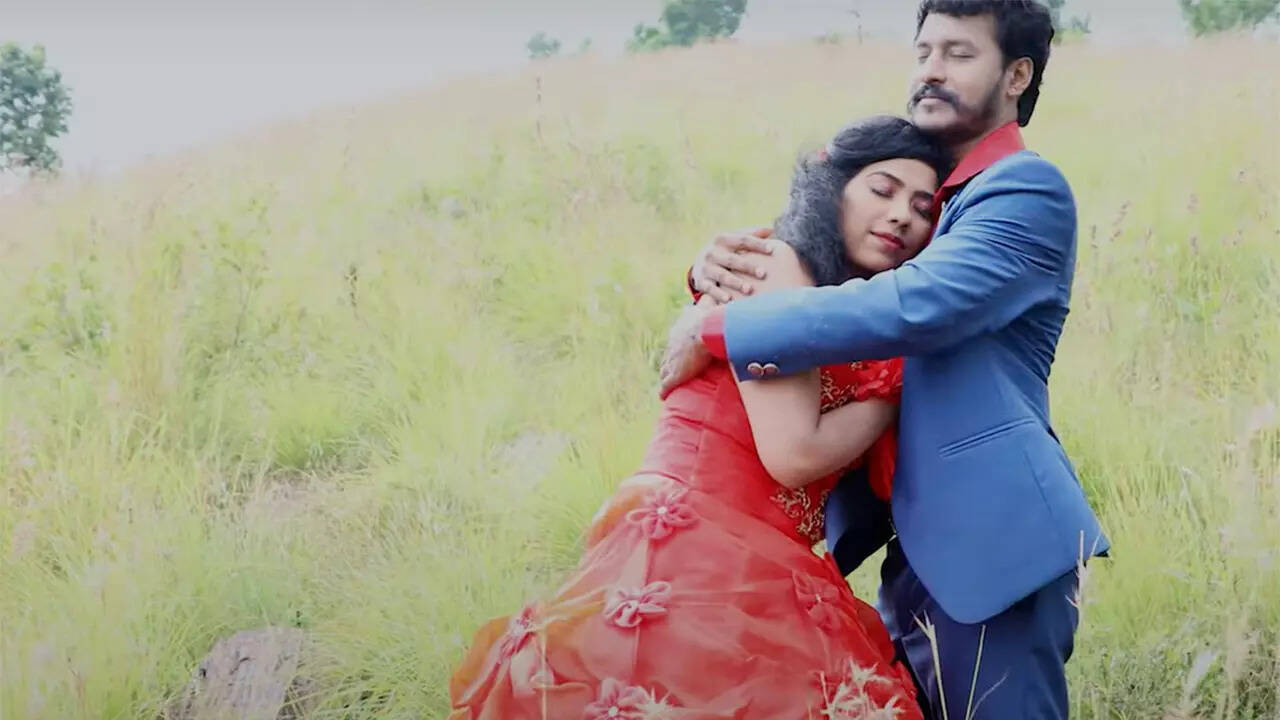 ​Nan-Jothe-Poojalakshmi​DB