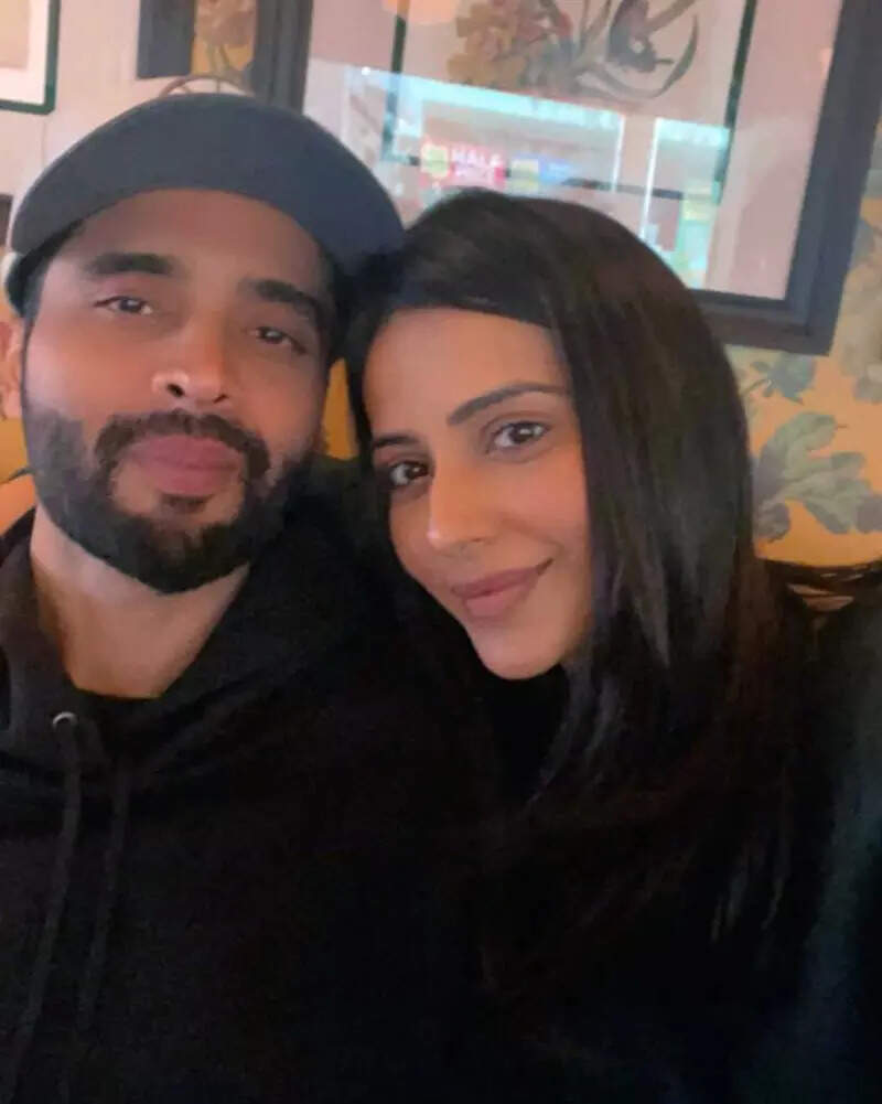 Mesmerising pictures of Rakul Preet Singh in neon co-ord sets from her romantic vacay with Jackky Bhagnani