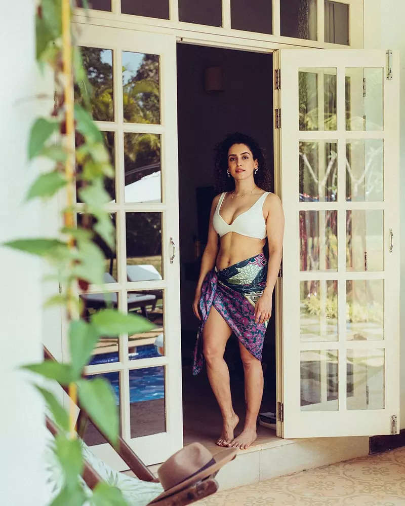 Sanya Malhotra rings in 30th birthday in style, treats fans with her mesmerising bikini pictures