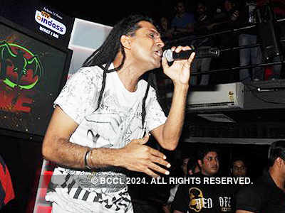 Apache Indian performs @ Reverb