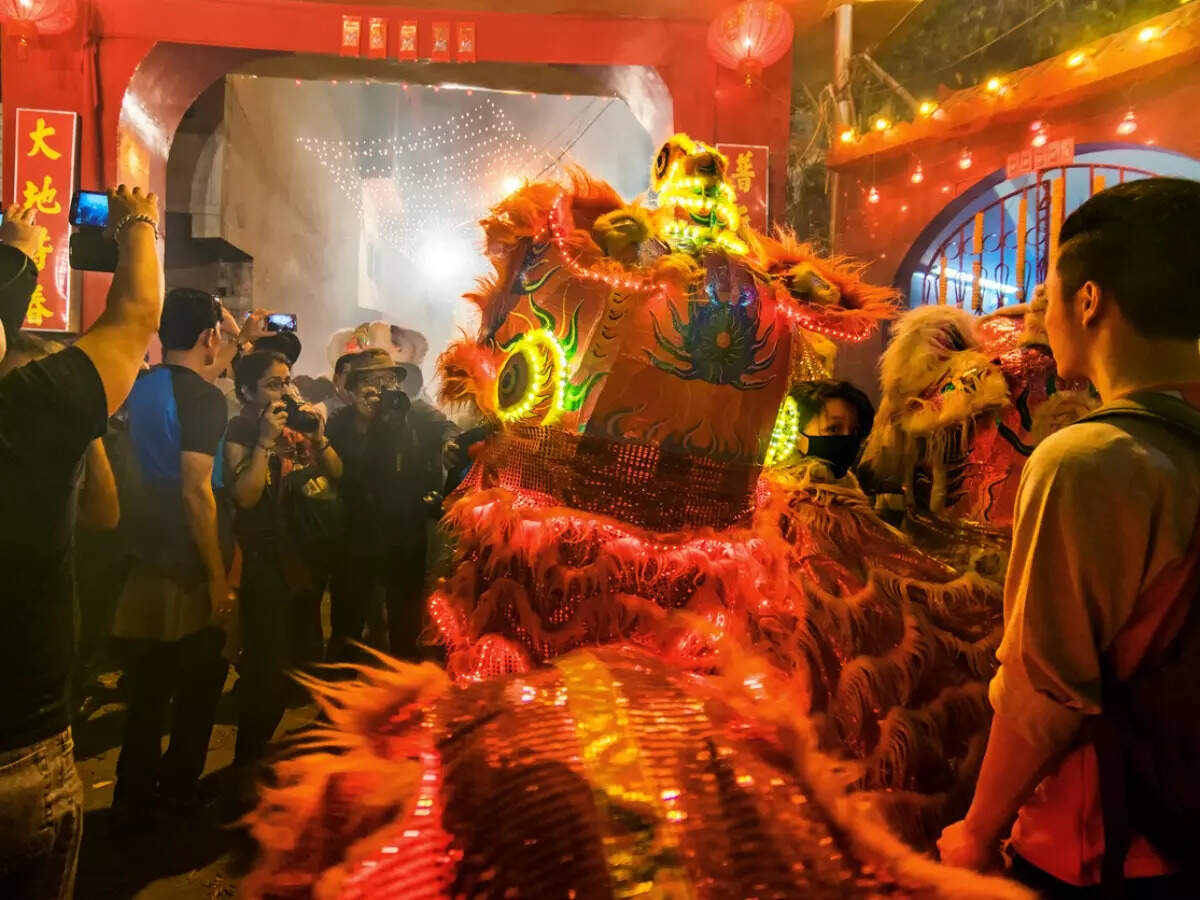 콜카타(Kolkata)의 올드 차이나타운(Old Chinatown)이 2022년 세계 기념물 기금 감시 목록에 등재되었습니다 콜카타(Kolkata)의 올드 차이나타운(Old Chinatown)이 2022년 세계 기념물 기금 감시 목록에 등재되었습니다