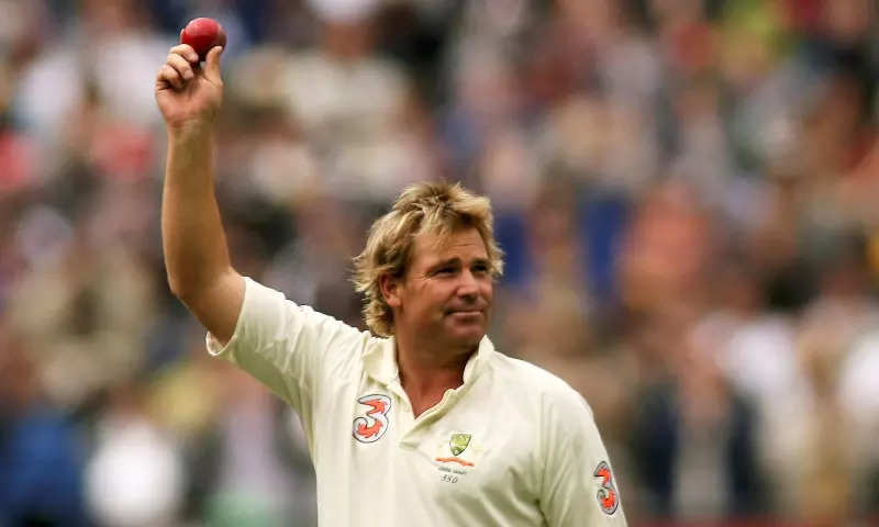 Shane Warne passes away at 52, these pictures of the Australian cricket legend will make you emotional