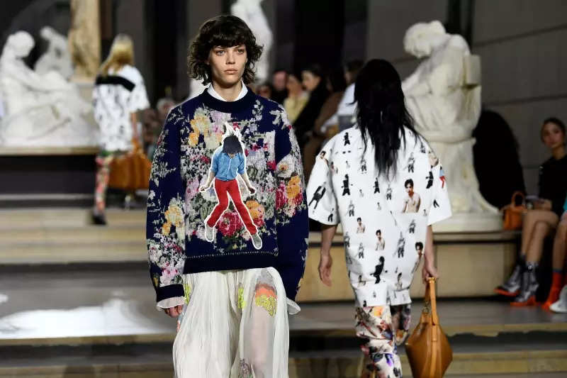 Paris Fashion Week 2022: Pictures from Louis Vuitton's fall/winter 2022 ready-to-wear show