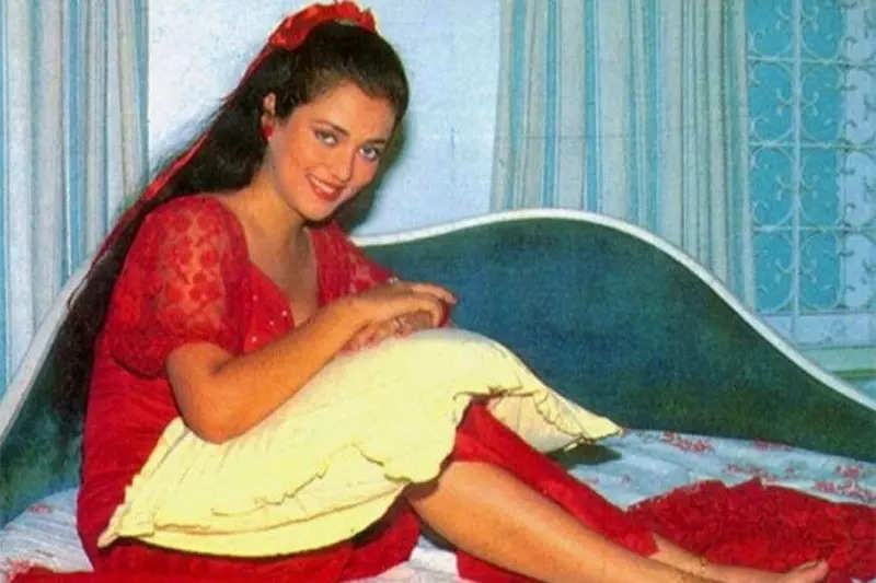 #ETimesTrendsetters: Mandakini, Bollywood's 0G fearless fashion icon