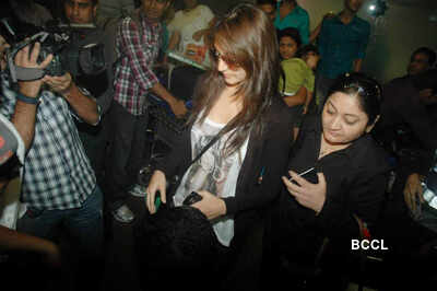 Anushka Sharma let off!