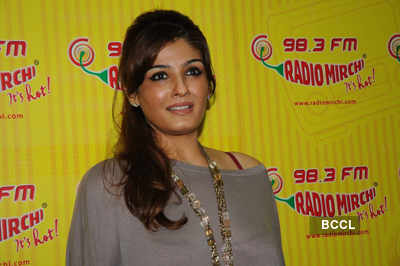 Raveena Tandon at Radio Mirchi