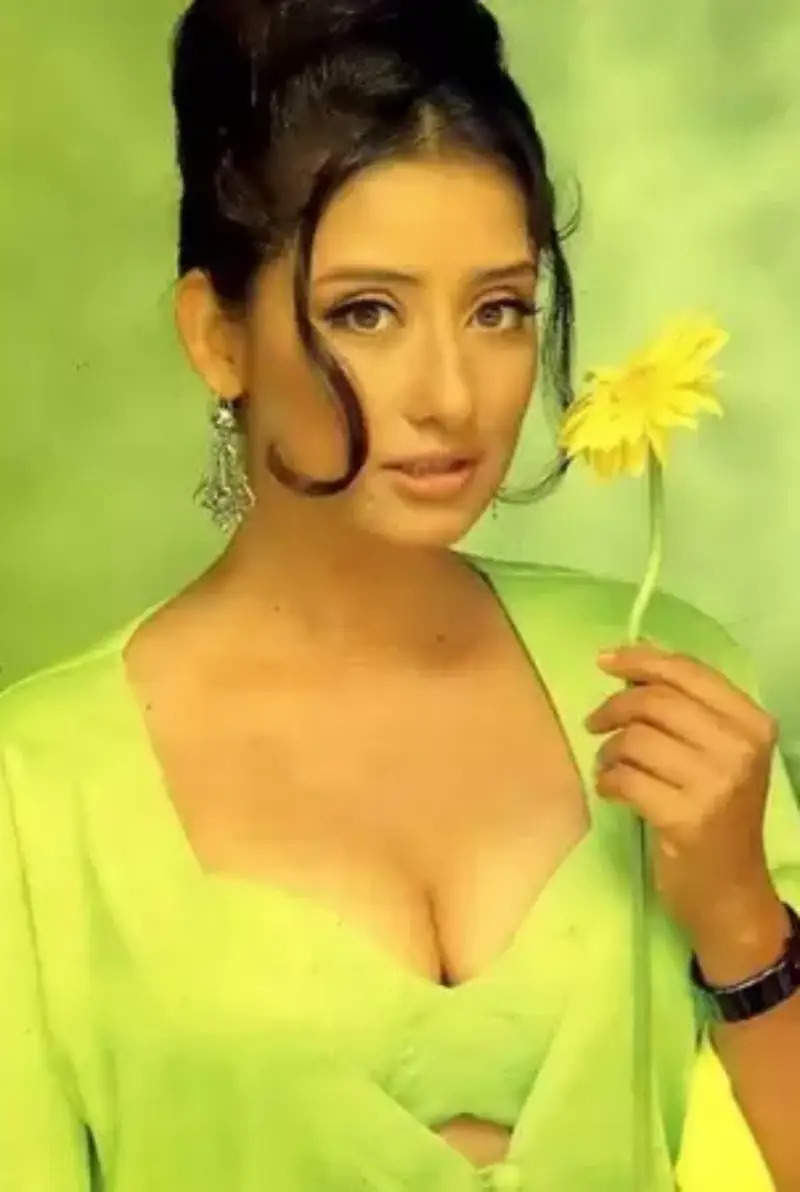 ETimesTrendsetters: Manisha Koirala, the 90s scene-stealer whose pictures  prove her timeless style | Photogallery - ETimes