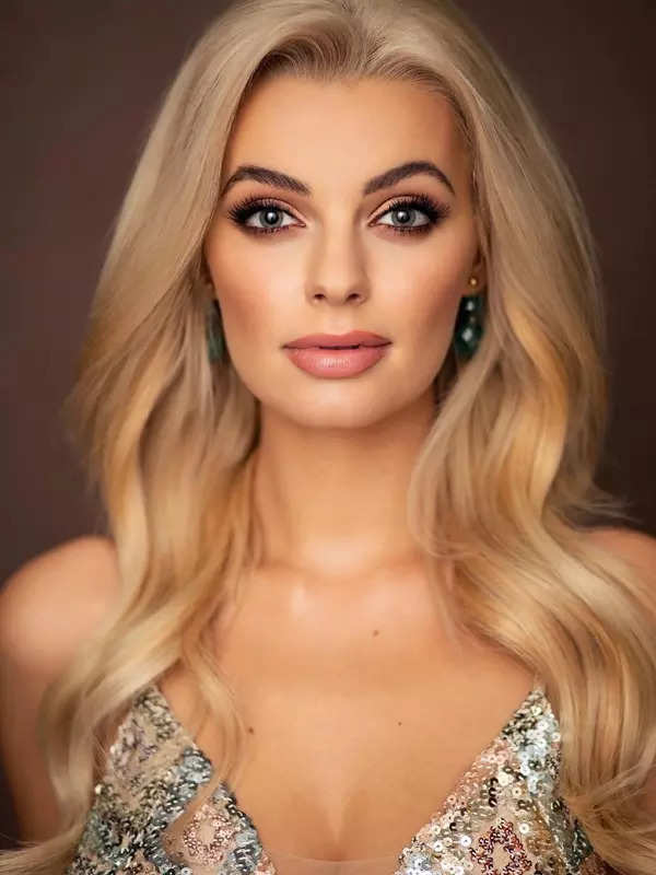 Miss World 2021: Karolina Bielawska from Poland wins the crown, see pictures of the reigning beauty queen