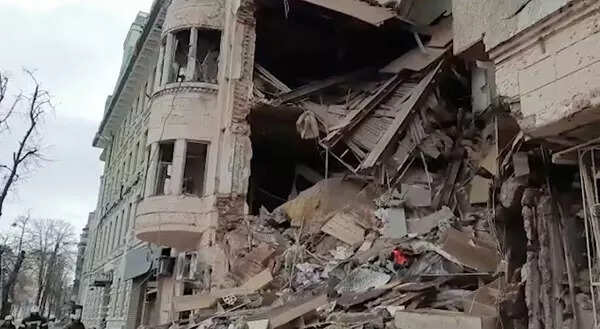 Over 600 buildings destroyed in Ukrainian city of Kharkiv; see pics