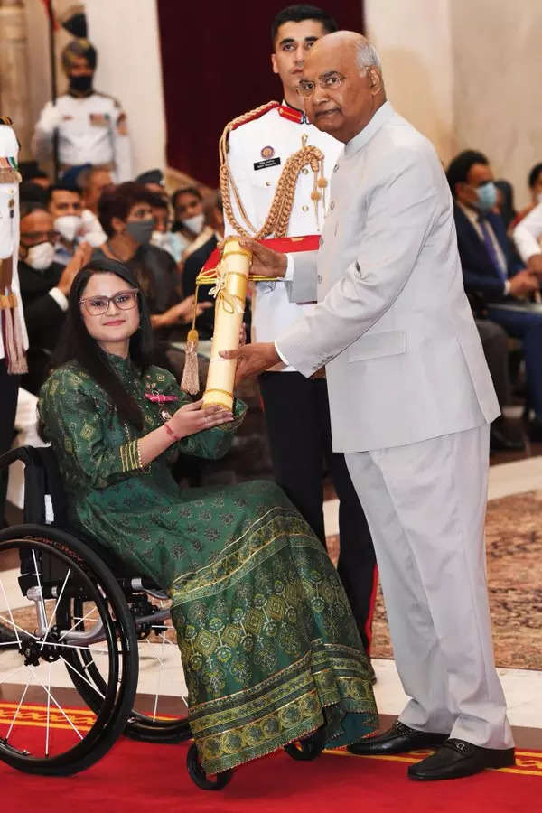 Padma Awards 2022: President Ram Nath Kovind honours distinguished personalities, see pictures