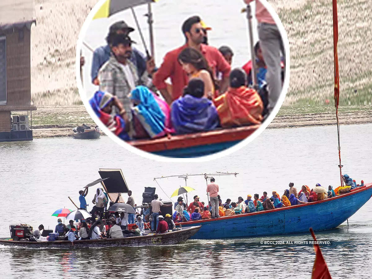 Ranbir Kapoor and Alia Bhatt shooting for parts of the film and a song in Varanasi