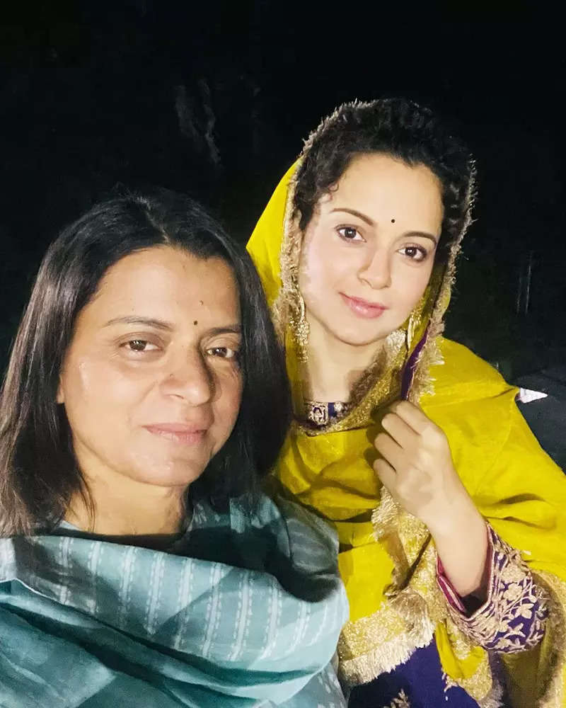 These happy pictures of birthday girl Kangana Ranaut offering prayers at Vaishno Devi shrine you just can’t miss