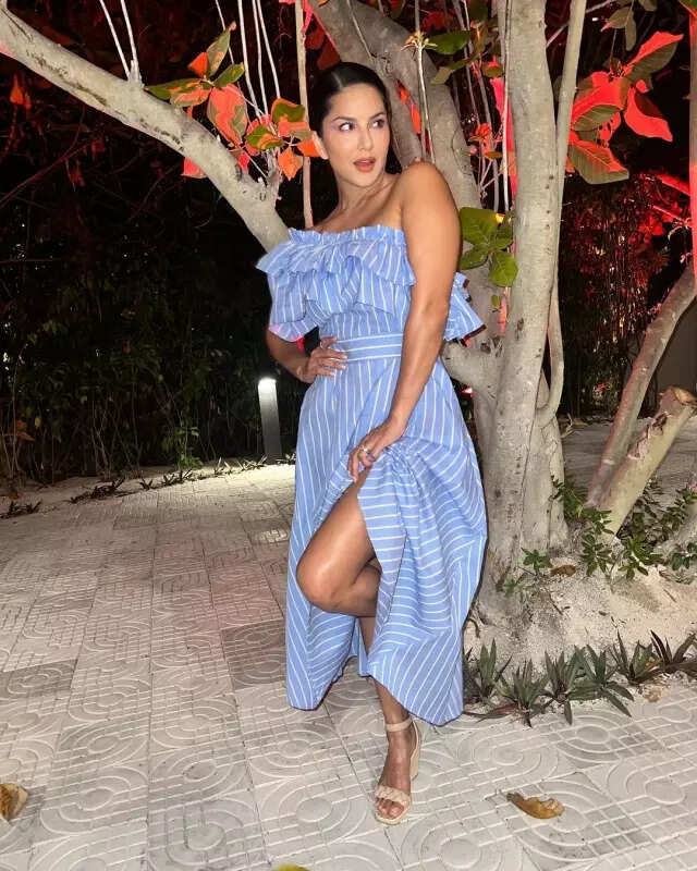 These dreamy pictures from Sunny Leone&rsquo;s beach vacation will ignite wanderlust in you