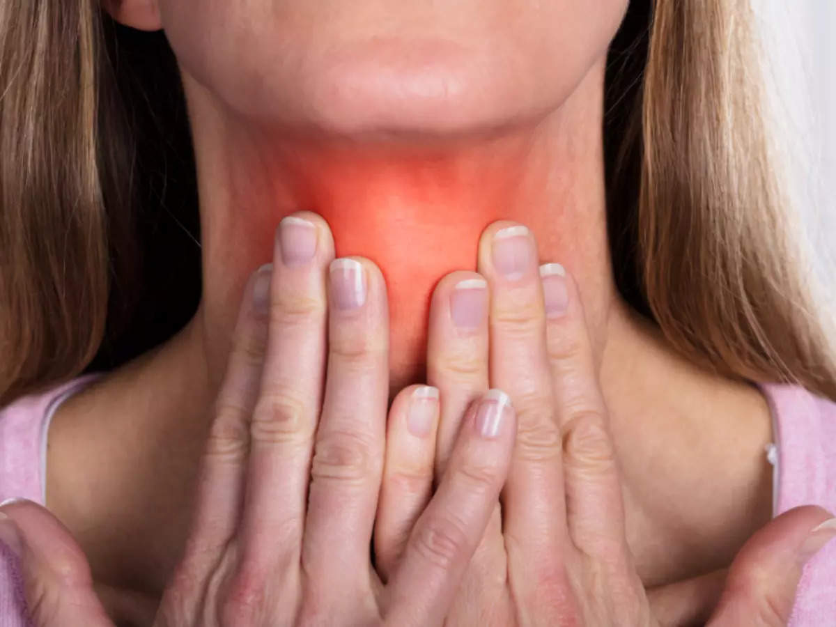 Thyroid disorder: The sign of the hormonal disorder you can detect on your  fingernails | The Times of India