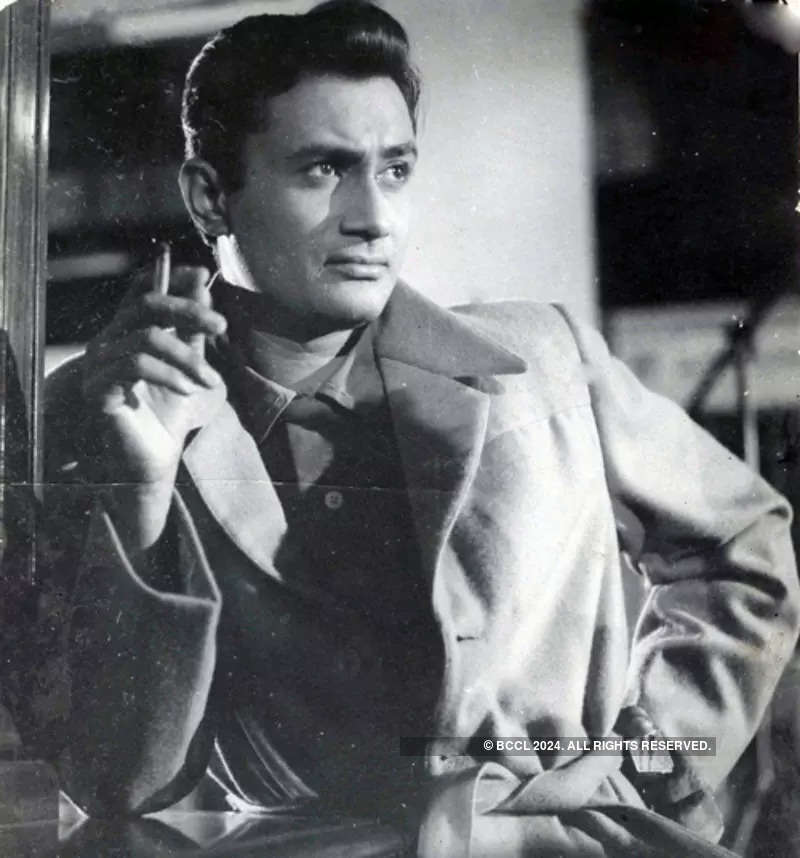 #ETimesTrendsetters: Dev Anand, the debonair hero whose evergreen style continues to stay in fashion