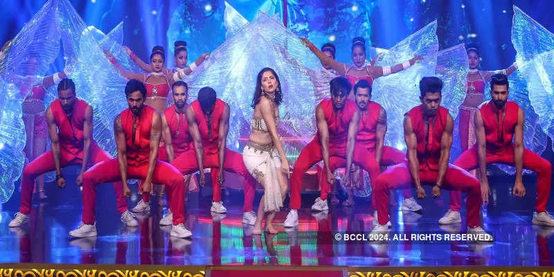 6th Planet Filmfare Marathi Awards 2021: Stars set the stage on fire with their thrilling performances