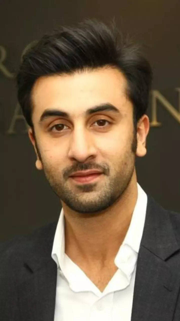 3 Stunning And Most Stylish Hairstyles To Get Inspiration From Ranbir Kapoor  | IWMBuzz