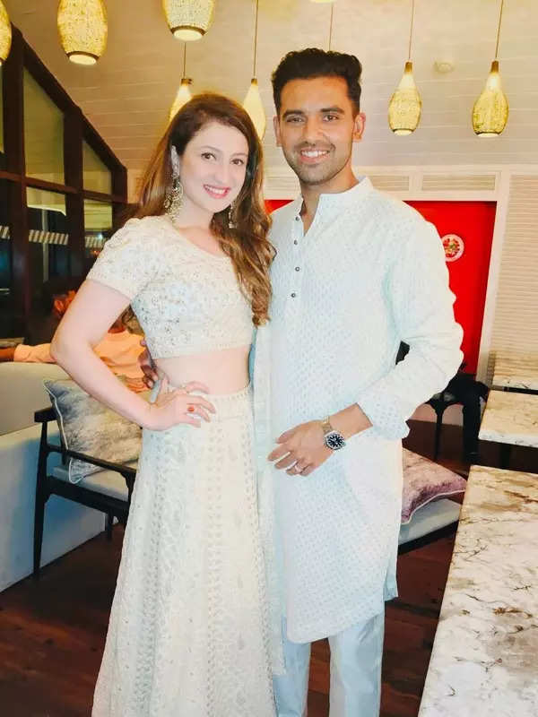 IPL 2022: Deepak Chahar and his girlfriend Jaya Bhardwaj's romantic pictures are all things love!