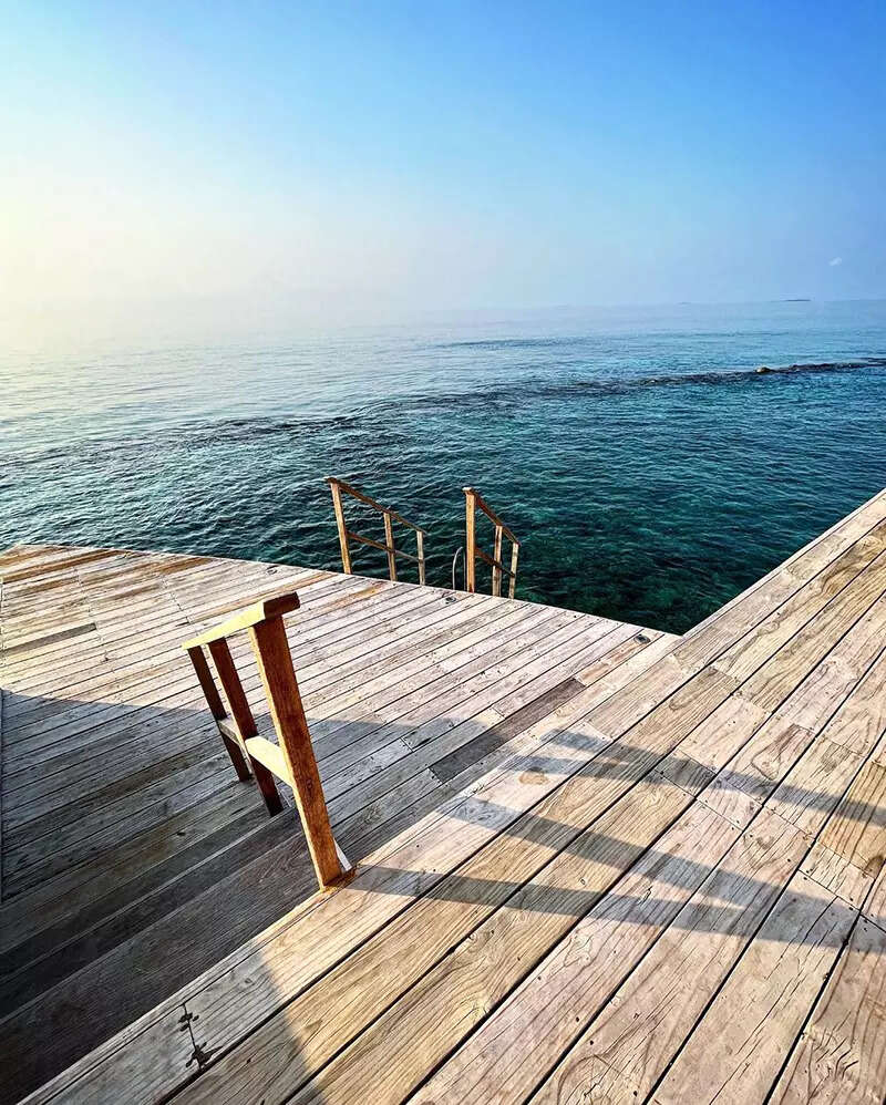 From floating breakfast to chilling in blue waters, pictures of Tara Sutaria and beau Aadar Jain will surely leave you spellbound